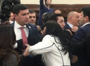 Criminal case on brawl at sitting of Yerevan Council of Elders