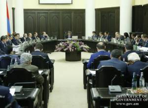 Live. Պետհիմնարկի ստեղծում, արտաքին պարտքի ավելացում. Կառավարության նիստը
