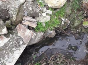 Strench in downtown of Yerevan from open sewerage