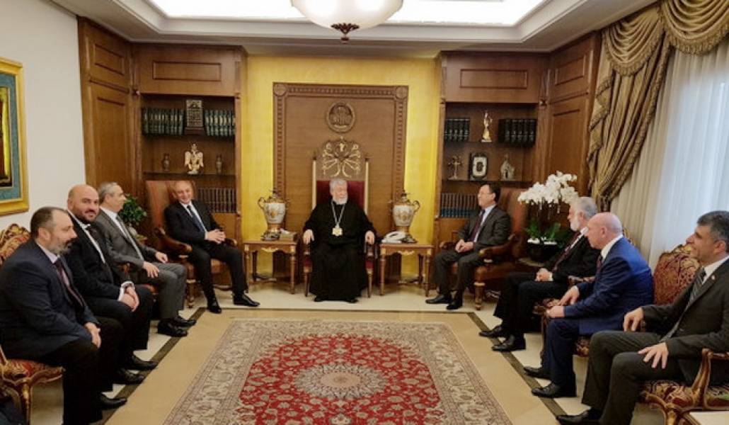 210318vehapararamarajinhandiplebanon.thumb_