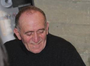 President Serzh Sargsyan congratulates poet Armen Shekoyan on jubilee