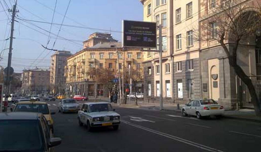 22.-Moskovyan-48A-9.200dr.