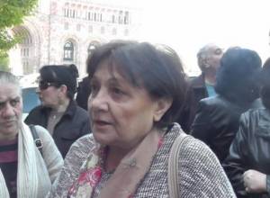 Is the National Assembly the poisonous mud or the cauchuk mud - resident of Nairit