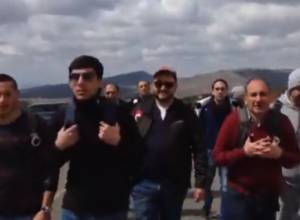 "My Step" initiative. Beheaded bird