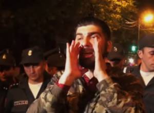 Երթի մասնակիցները փակեցին Բաղրամյան պողոտան եւ ավարտեցին երթը