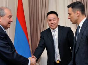 Armen Sargsyan receives head of Chinese Syntszyan company "Chen and Agrotechnology Co.LTD"