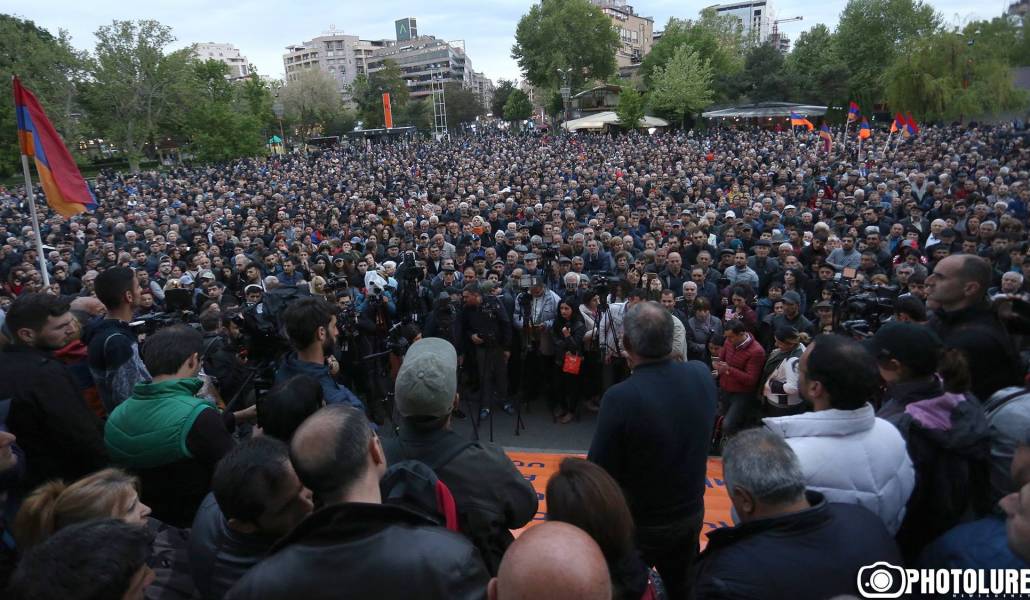 30688444_1883244385043702_4353tt920197493522432_o