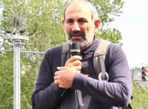 Live. Ցուցարարները շարունակում են շրջափակած պահել մի շարք կենտրոնական փողոցներ