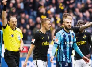 Յուրա Մովսիսյանը կարմիր քարտ է ստացել