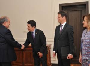 President Sargsyan receives Senator Olivier Cadic representing French citizens living abroad