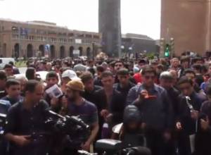 Live: Никол Пашинян попросил перерыв на 1 - 1,5 часа