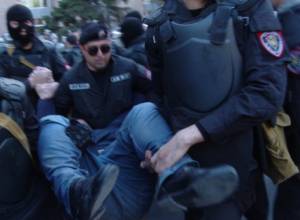 As of 15:40, 122 citizens detained