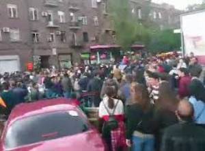 Երթերի երկու ճյուղեր միացան իրար