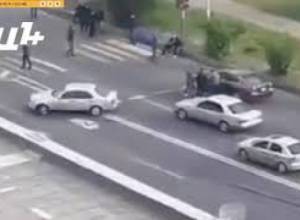 Հարսնաքարի մոտից  չեն թողնում գնալ
