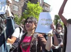 Աղջիկը ցանկանում է նմանվել Նիկոլին