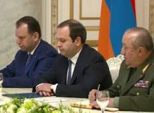 Կարեն Կարապետյանն անցկացրել է Անվտանգության խորհրդի նիստ