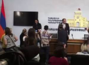gov. Կառավարության նիստից հետո