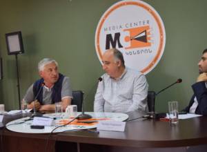 LIVE. Civic Disobedience Actions and Public Moods