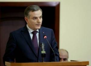 Artak Zakaryan resigns