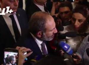 Նորընտիր վարչապետի առաջին հարցազրույցը