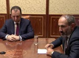 Վարչապետ Նիկոլ Փաշինյանն ընդունել է պաշտպանության նախարարի պաշտոնակատար Վիգեն Սարգսյանին