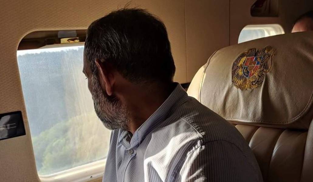 37d30fda2bf65355f0d44e3759b8d417