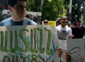 Protester: We do not go against Nikol Pashinyan's word