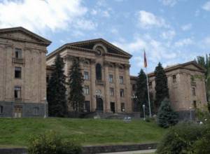 Տեխնիկապես կվերազինվեն ԱԺ հանրային լսումների և հանձնաժողովների նիստերի դահլիճները