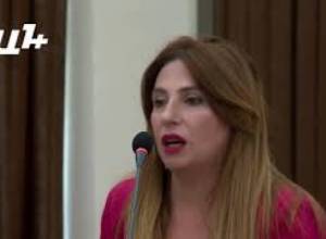 Զարուհի Փոստանջյան