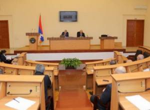 Հայկ Խանումյանն Աշոտ Ղուլյանին մեղադրել է սաբոտաժի մեջ