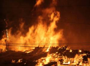 Пожар в городе Гюмри: есть один погибший