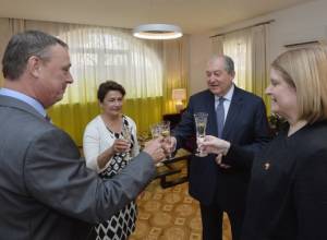 Armen Sargsyan visits to UK Embassy