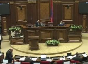 ԱԺ-ն կողմ քվեարկեց Մանվել Գրիգորյանի նկատմամբ քրեական հետապնդում հարուցելու միջնորդությանը