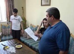 ԱԱԾ. Առաքել Մովսիսյանը հողածածկույթի տակից հանել ու կամովի հանձնել է զենքն ու ռազմամթերքը