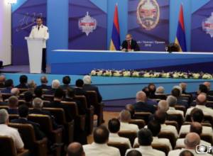 Արթուր Դավթյան. «Ցանկացած սայթաքում կարող է փլուզել հասարակության վստահությունը». Առավոտ
