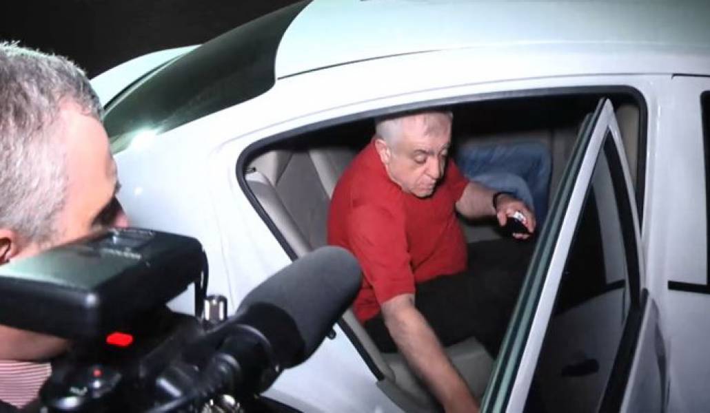 FD021A7E-C1BD-4C1A-B0F5-45E80725275C_w800_h450