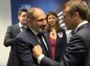 Armenian PM Nikol Pashinyan meets with President of France Emmanuel Macron