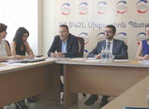 Migration agencies discuss reintegration of repatriates