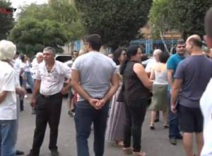 LIVE: "Privet Rob" protest action against Second President