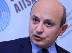 «Հայաստանը մտցնում են ամերիկյան պատժամիջոցների դաշտ. սա վտանգավոր խաղ է». Ստյոպա Սաֆարյան