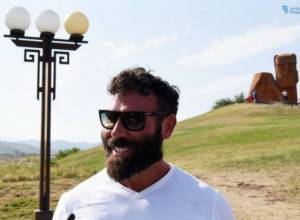 First stop of Dan Bilzerian's visit at shooting range