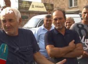 Արմավիրցիները փակել են ճանապարհը