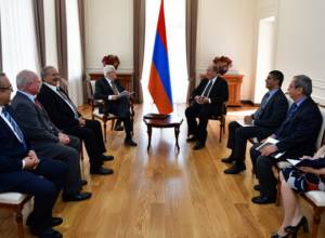 President Sarkissian holds meeting with representatives of Tekeyan Centre Fund and Armenian Democratic Liberal Party