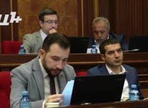 «Մենք ձեր կցորդը չենք, գնացեք՝ օրենքը նորմալ նայեք».Շարմազանով
