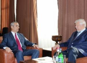 Karabakh FM receives OSCE Ambassador