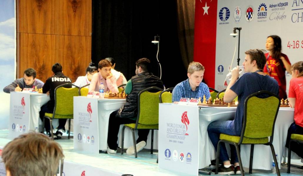 a1chess-junior-2-1