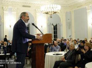 PM Pashinyan meets Armenian-American community in New York City