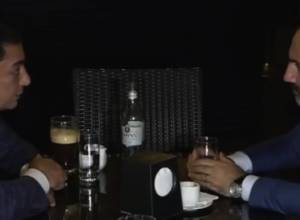 Nikol Pashinyan and Vahram Baghramyan meet at cafe of Mariot hotel