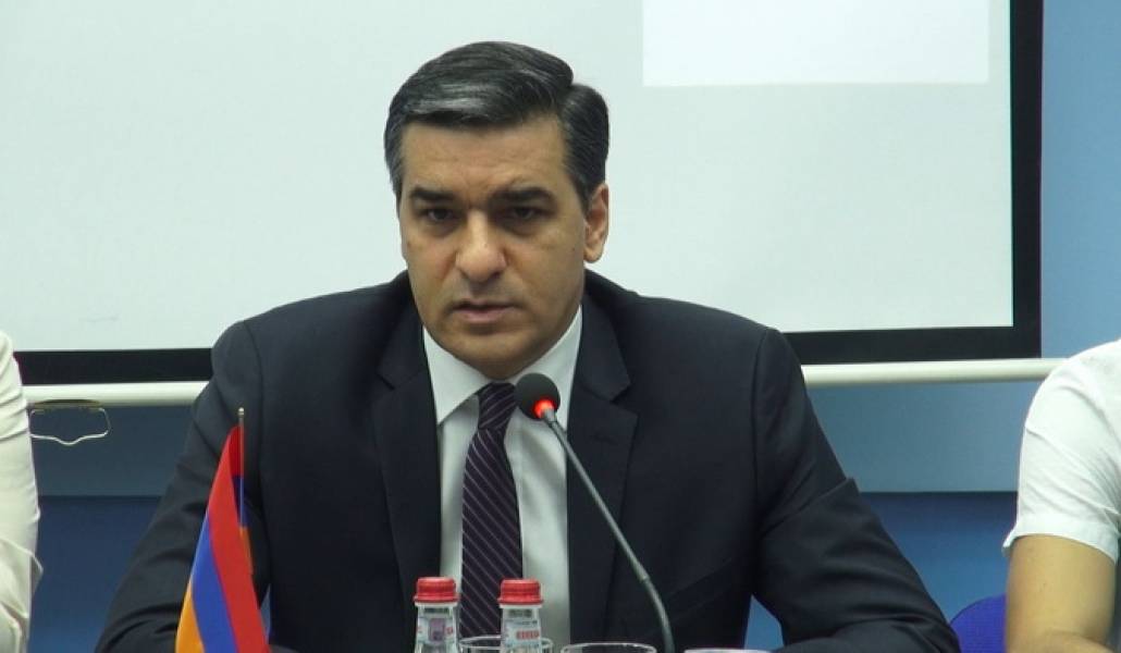 Arman-Tatoyan