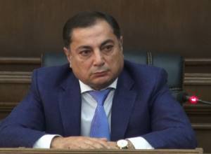 Vahram Baghdasaryan: I do not have Pashinyan's opportunity to make a solitary decision.